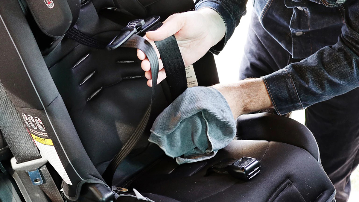 dubinsko pranje dečijih sedišta